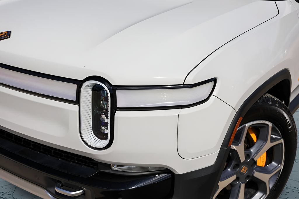 Used 2024 Rivian R1S Adventure Quad AWD/4WD image 3
