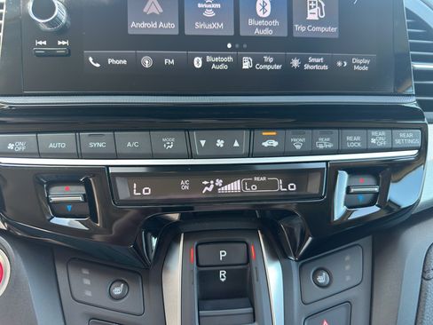 Used 2025 Honda Odyssey EX-L image 22