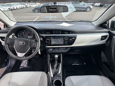 Used 2016 Toyota Corolla LE image 18