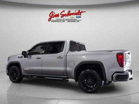 Used 2024 GMC Sierra 1500 Elevation w/ Elevation Premium Package AWD/4WD image 4