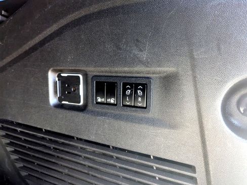 Used 2021 GMC Yukon XL Denali image 49