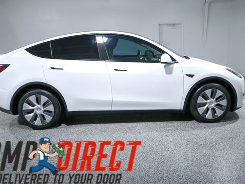 Used 2024 Tesla Model Y Long Range AWD/4WD image 6