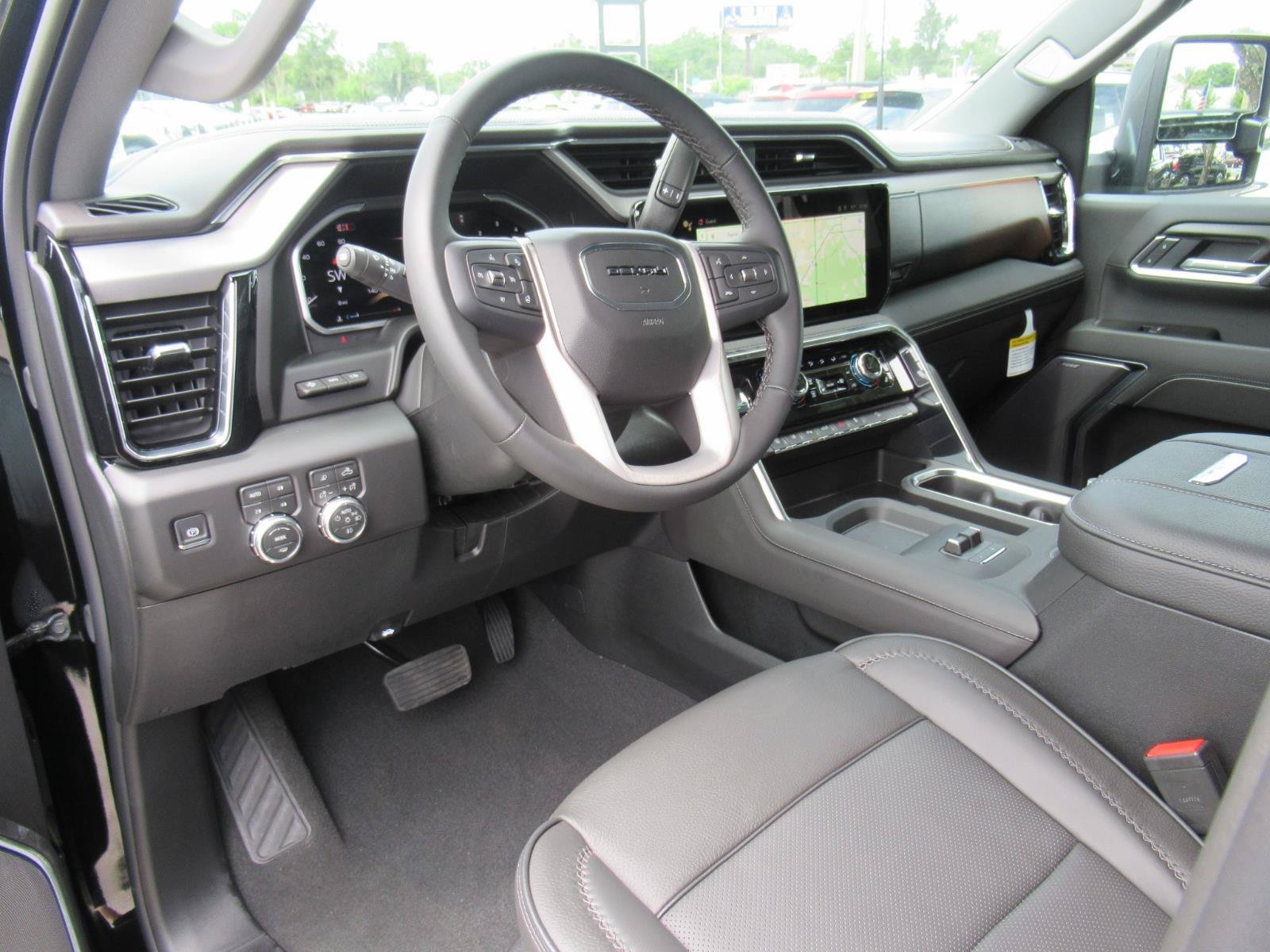 New 2026 GMC Sierra 2500 Denali w/ Denali Reserve Package AWD/4WD image 16