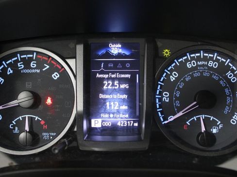 Used 2021 Toyota Tacoma TRD Off-Road image 21