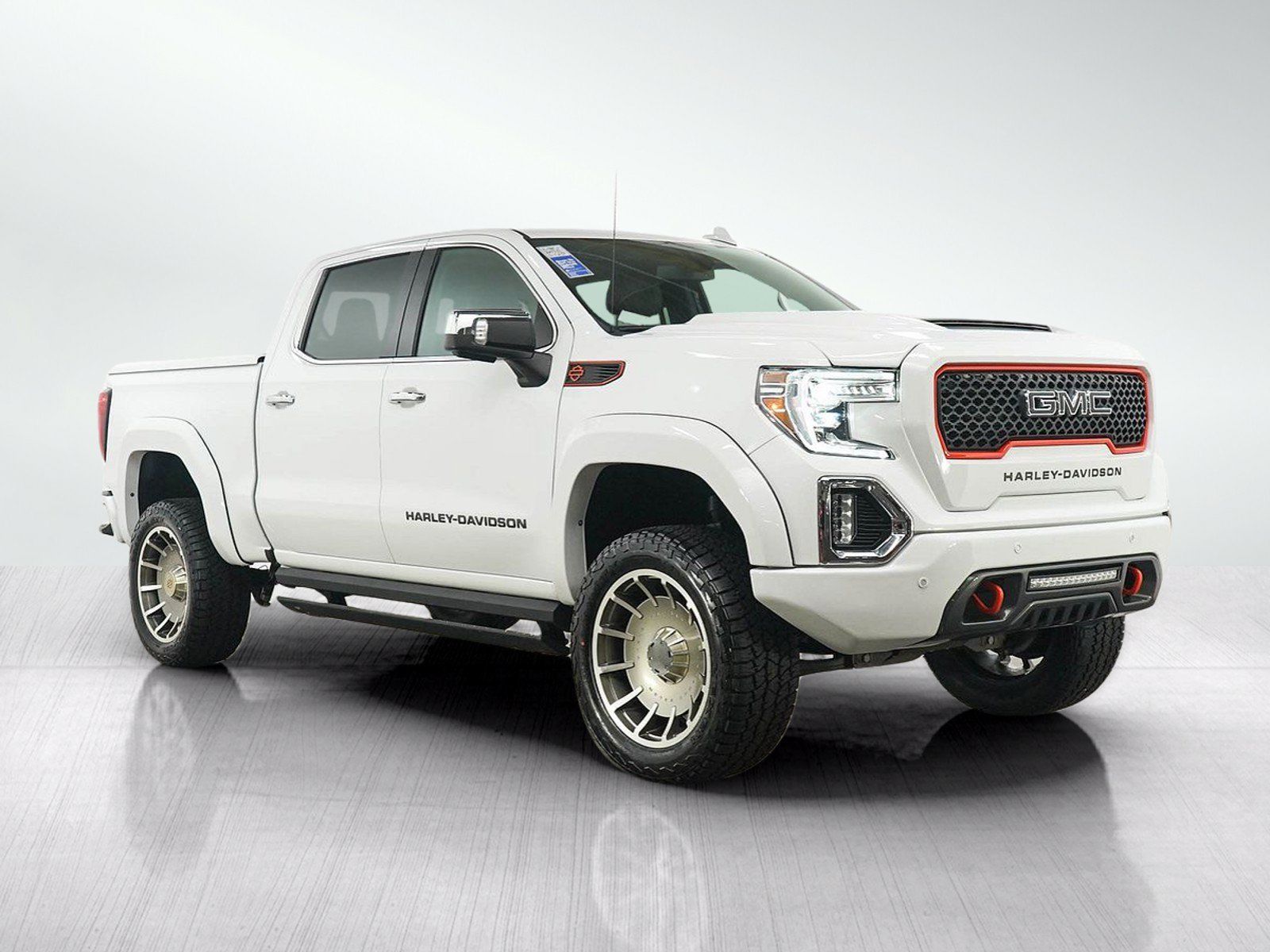 Used 2021 GMC Sierra 1500 SLT w/ SLT Premium Plus Package AWD/4WD image 8