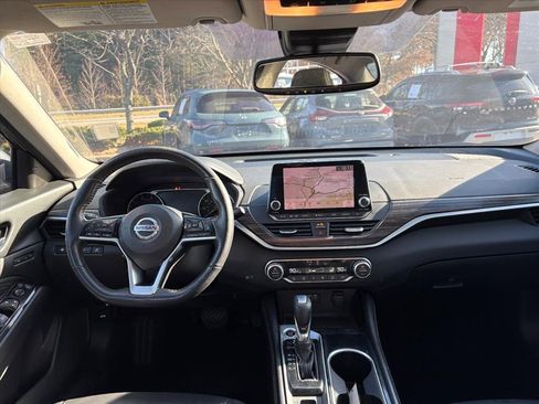 Used 2020 Nissan Altima 2.5 Platinum image 7