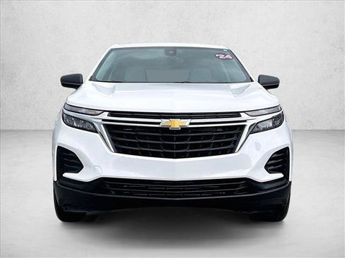 Certified 2024 Chevrolet Equinox LS FWD image 3