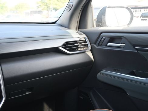 New 2026 GMC Acadia AT4 AWD/4WD image 8