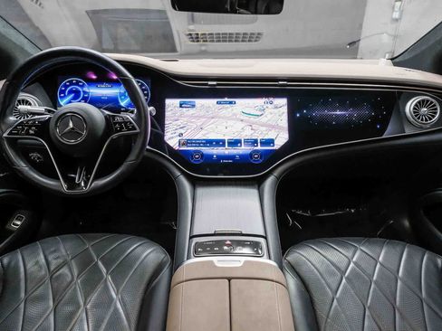 Certified 2024 Mercedes-Benz EQS 580 4MATIC Sedan image 15