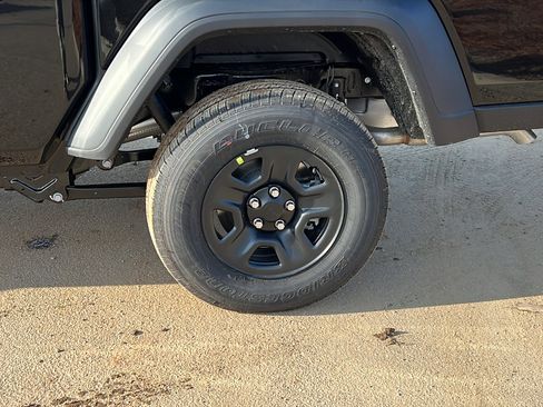 New 2026 Jeep Gladiator Sport image 12