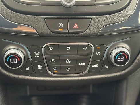 Used 2023 Chevrolet Equinox RS AWD/4WD image 33