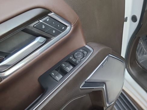 Used 2024 GMC Sierra 2500 Denali w/ Denali Reserve Package image 23