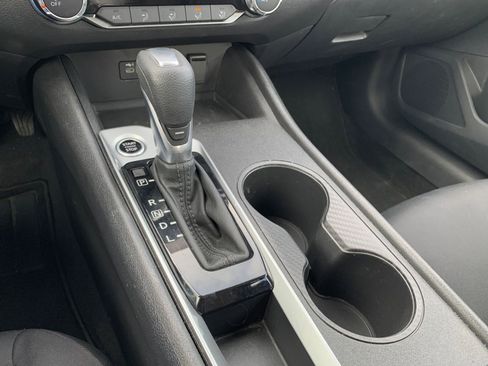 Used 2025 Nissan Altima 2.5 SV image 42