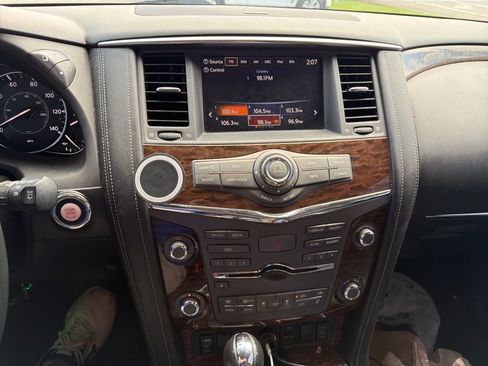 Used 2018 Nissan Armada SL w/ Moonroof Package image 10