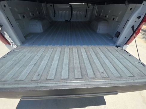Used 2024 Chevrolet Silverado 1500 LT AWD/4WD image 25