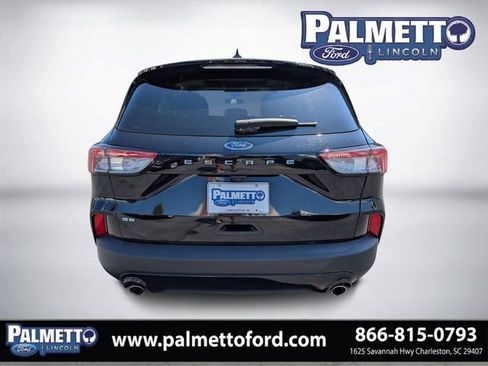 Used 2022 Ford Escape SE w/ SE Sport Appearance Package FWD image 4