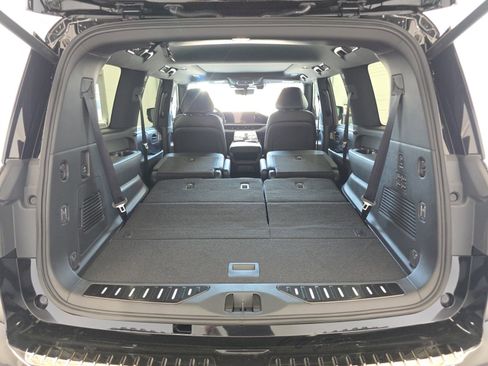 New 2026 INFINITI QX80 4WD image 19