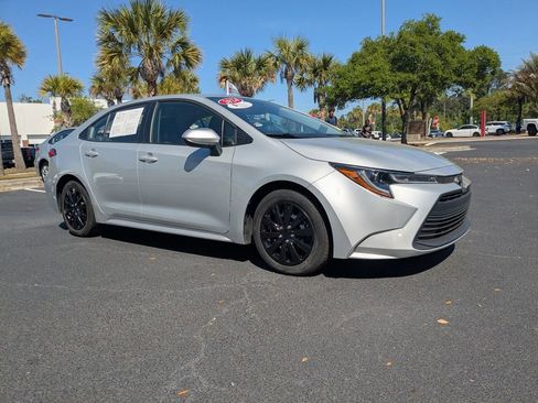 Certified 2024 Toyota Corolla LE FWD image 2
