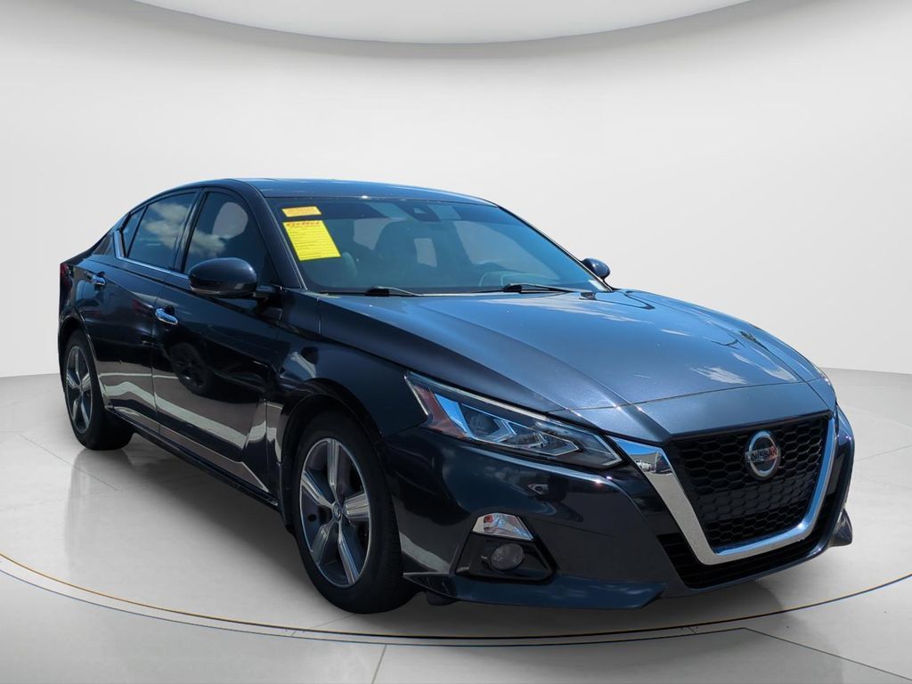 Used 2019 Nissan Altima 2.5 SL FWD image 2