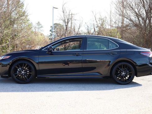 Used 2021 Toyota Camry XSE image 4