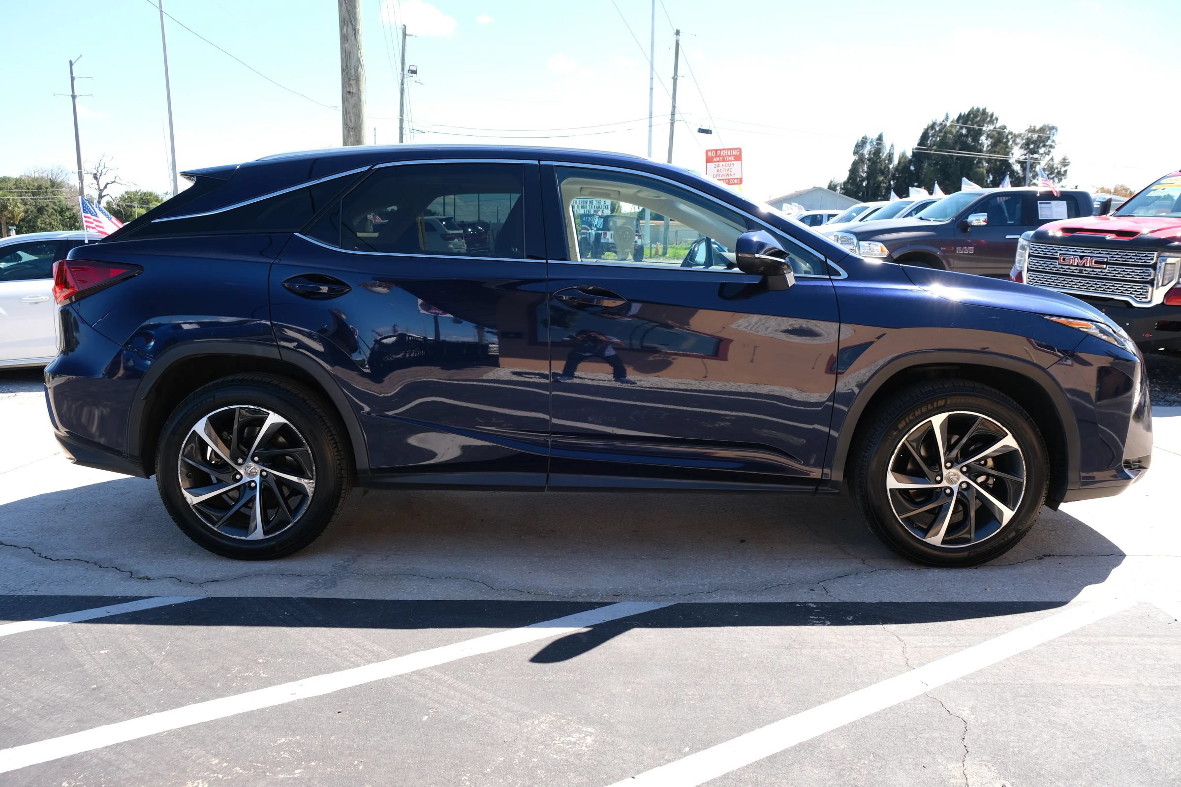 Used 2017 Lexus RX 350 FWD w/ Luxury Package image 4