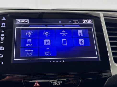 Used 2017 Honda Pilot EX image 16