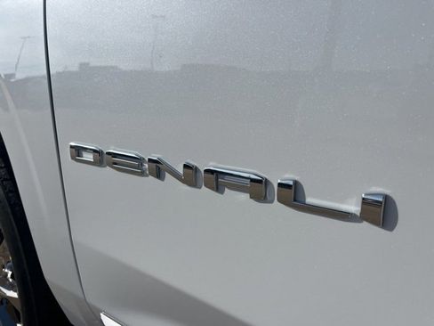 New 2026 GMC Yukon Denali w/ Sun & Power Step Package image 61