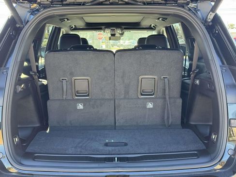 New 2025 Jeep Grand Cherokee L Limited w/ Black Appearance Package image 5