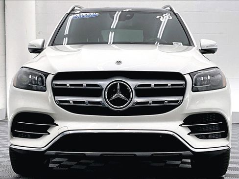 Certified 2023 Mercedes-Benz GLS 450 4MATIC image 2