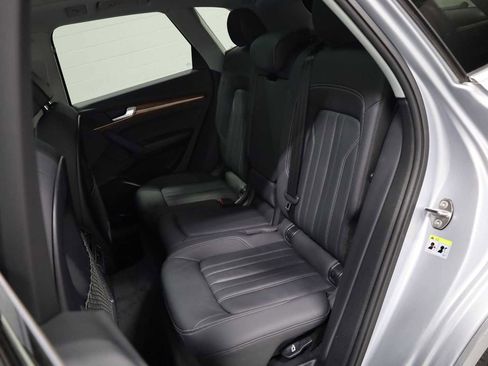 Used 2023 Audi Q5 2.0T Premium w/ Convenience Package image 34