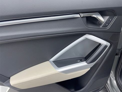 Used 2022 Audi Q3 2.0T Premium Plus image 40