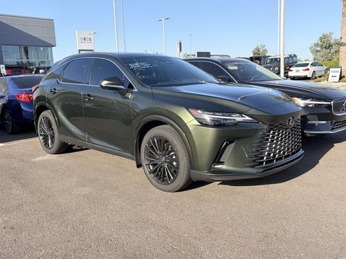 Used 2026 Lexus RX 450h AWD w/ Convenience Package image 4