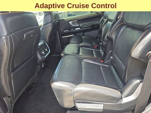 Used 2025 Ford Expedition Tremor AWD/4WD image 11
