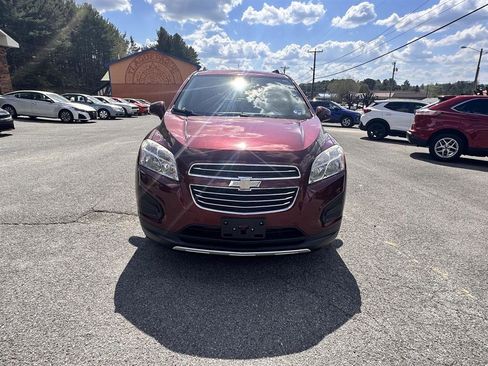 Used 2016 Chevrolet Trax LT image 2
