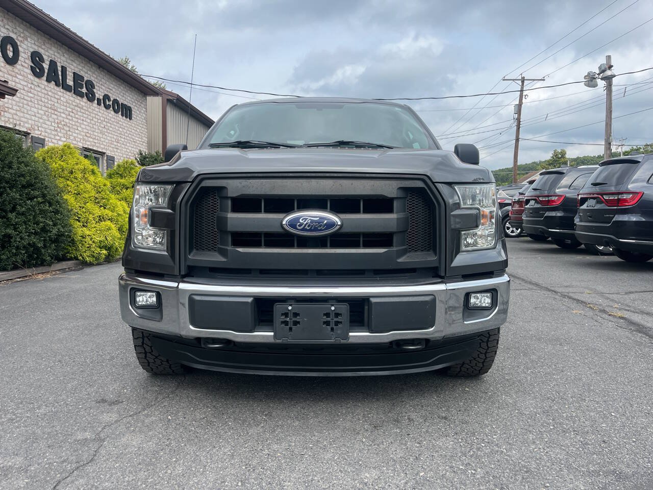 Used 2015 Ford F150 XL w/ Equipment Group 101A Mid AWD/4WD image 3