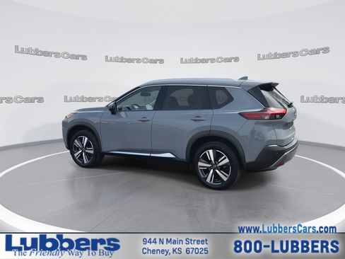 Used 2023 Nissan Rogue SL image 6