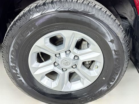 Used 2021 Toyota 4Runner SR5 Premium w/ Moonroof Package AWD/4WD image 41