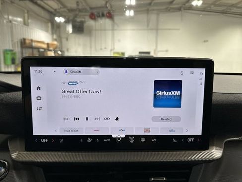 Used 2025 Ford Explorer ST-Line AWD/4WD image 16