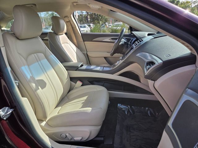 Used 2017 Lincoln MKZ Premiere FWD image 17