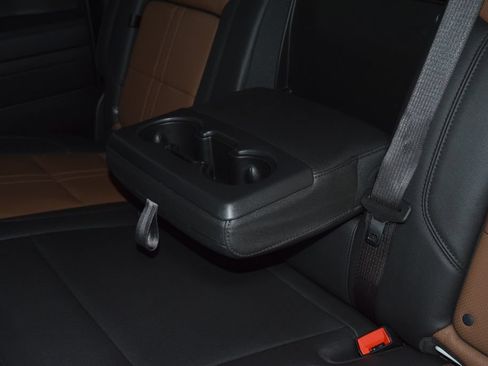 Used 2024 Chevrolet Silverado 1500 High Country AWD/4WD image 48
