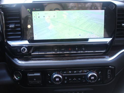 New 2025 GMC Sierra 2500 SLE w/ SLE Convenience Package image 24