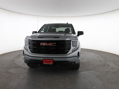 Used 2025 GMC Sierra 1500 Elevation AWD/4WD image 4