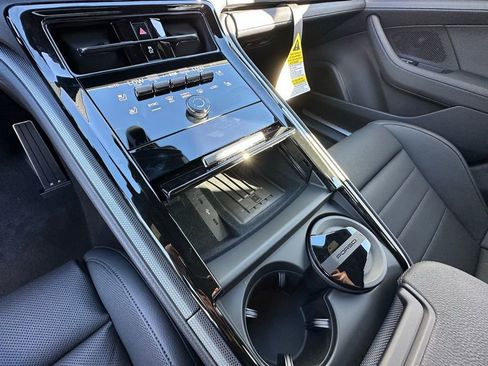 Used 2026 Porsche Panamera 4 image 27