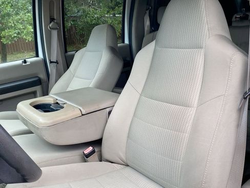 Used 2008 Ford F350 XL image 28