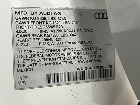 Used 2023 Audi SQ5 Prestige w/ Prestige Package AWD/4WD image 33