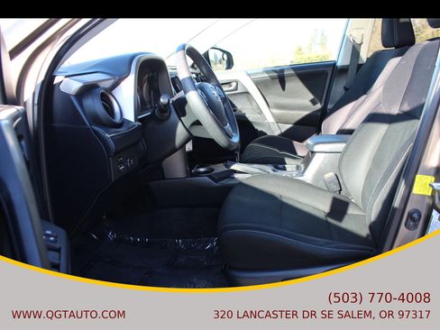 Used 2013 Toyota RAV4 XLE FWD image 11
