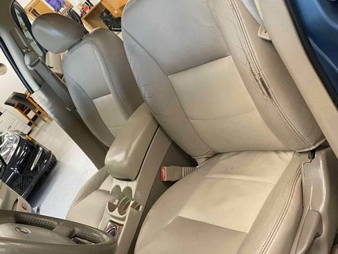 Used 2005 Ford Taurus SEL image 19