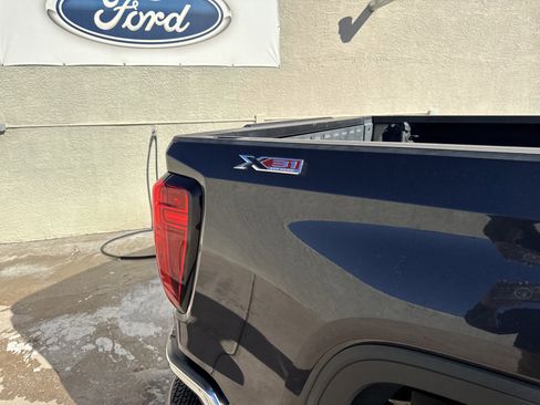 Used 2022 GMC Sierra 1500 SLT w/ SLT Premium Plus Package image 10