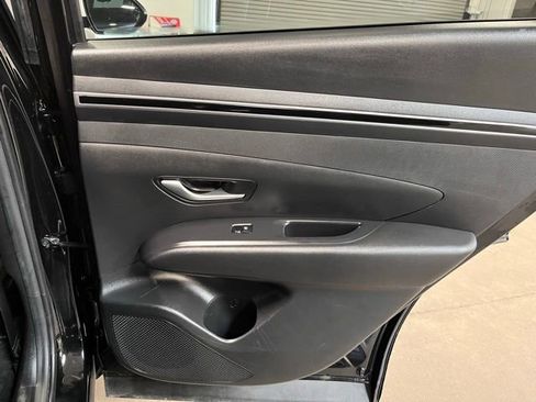 Used 2023 Hyundai Tucson SEL image 13