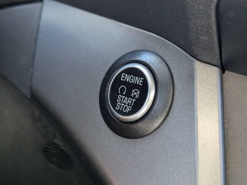 Used 2019 Ford Escape SE FWD image 28